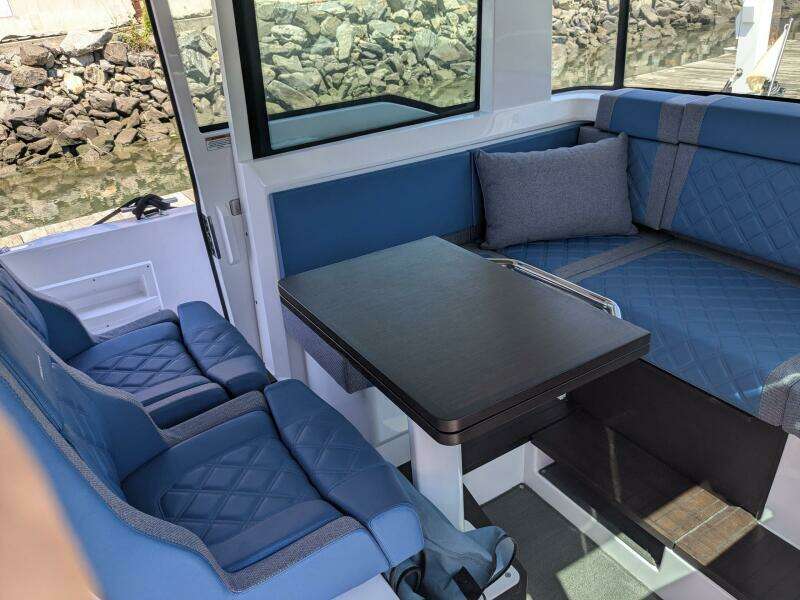 2024 Axopar 37 Cross Cabin with Bench Seat, V10s
