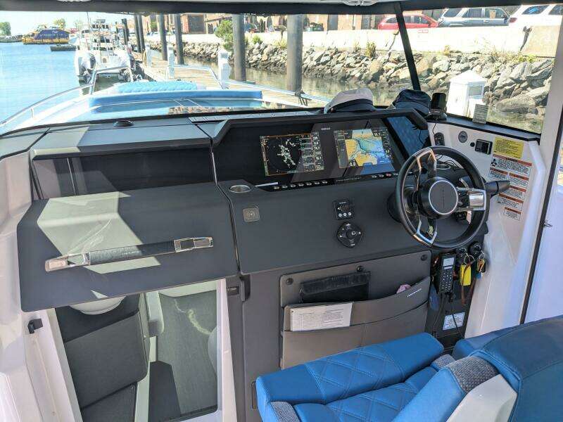 2024 Axopar 37 Cross Cabin with Bench Seat, V10s