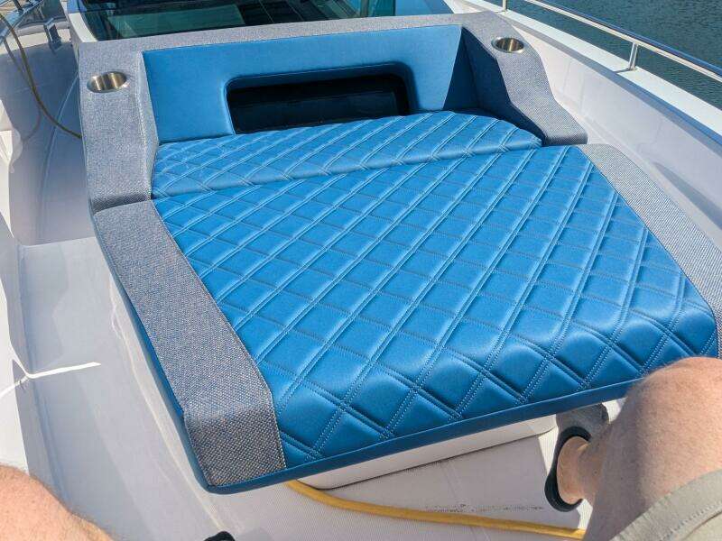 2024 Axopar 37 Cross Cabin with Bench Seat, V10s