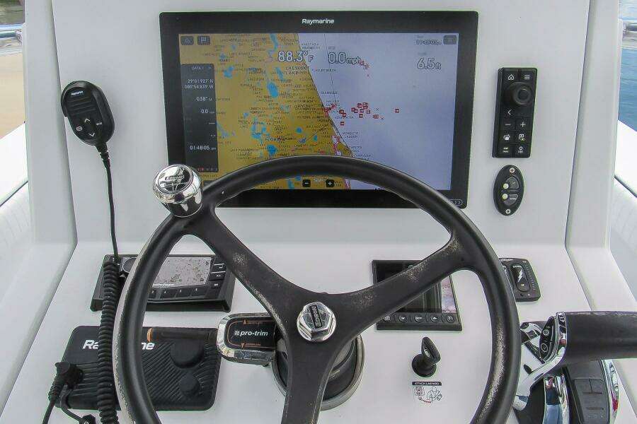 2020 Hell's Bay Boatworks 25 Estero