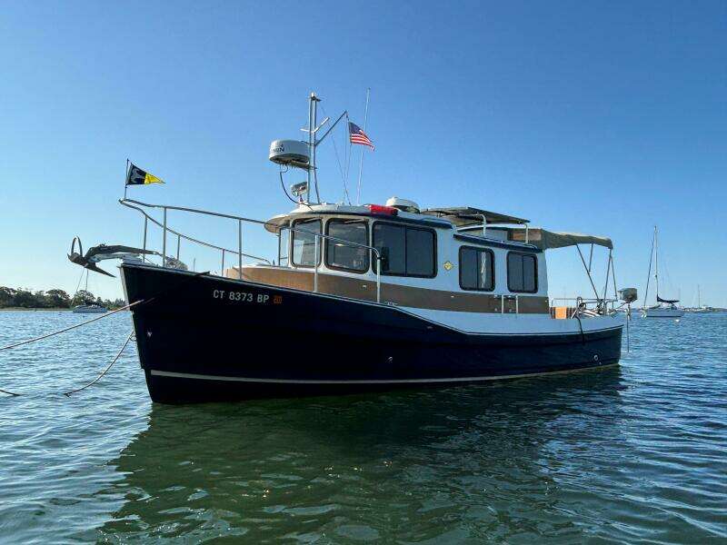 2013 Ranger Tugs 27 Classic