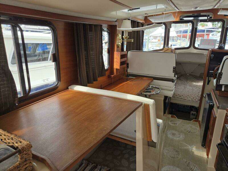 2013 Ranger Tugs 27 Classic