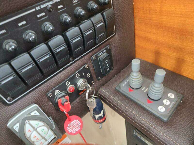 2013 Ranger Tugs 27 Classic