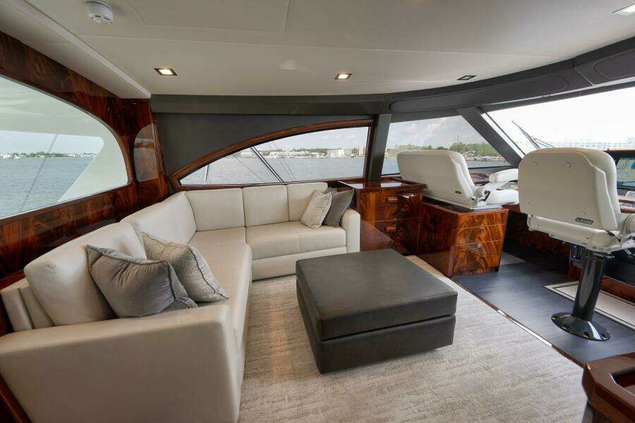 2025 Viking 90 Convertible- NIKKI BELLA- Enclosed Bridge 