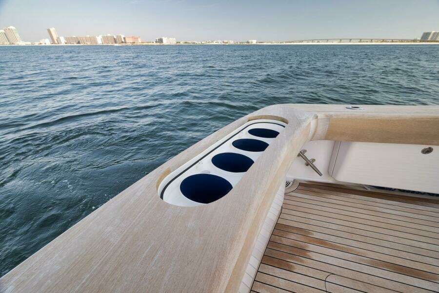 2025 Viking 90 Convertible- NIKKI BELLA- Tuna Tubes