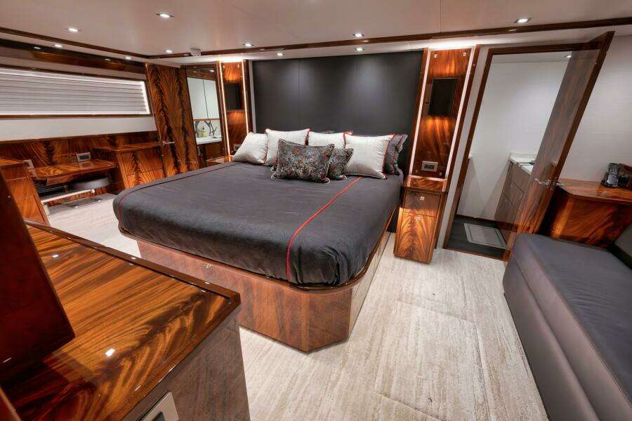 2025 Viking 90 Convertible- NIKKI BELLA- Master Stateroom