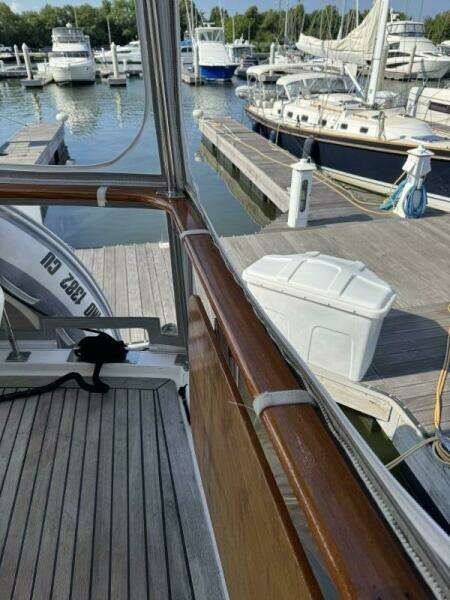 1990 Marine Trader Tradewinds