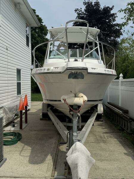 1999 Robalo 2640
