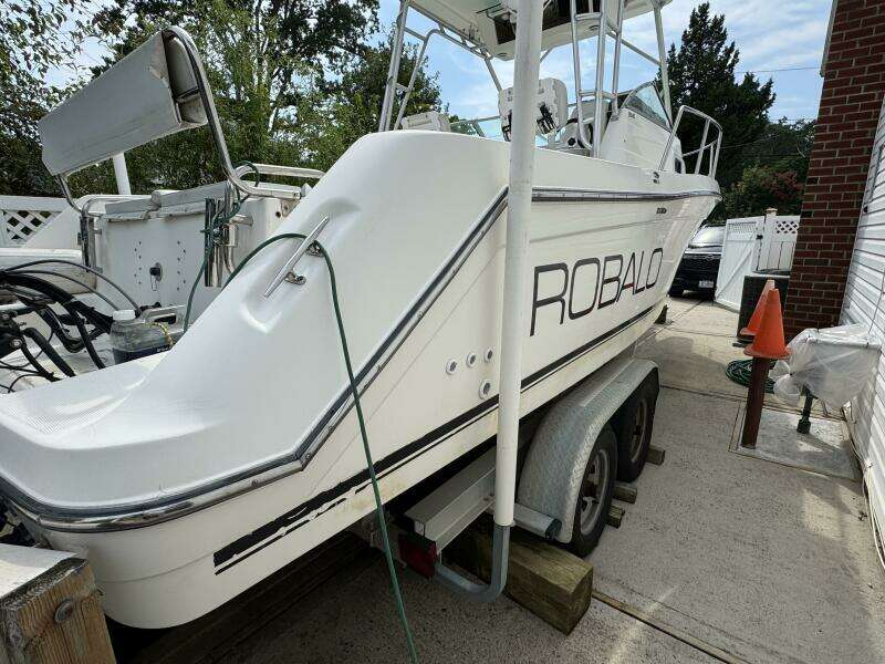 1999 Robalo 2640