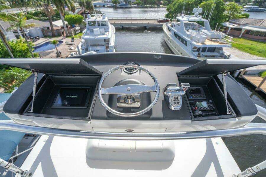 2015 Viking 66 No Collars - Tower