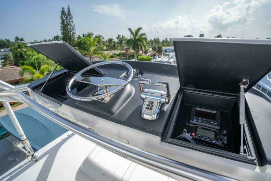 2015 Viking 66 No Collars - Tower