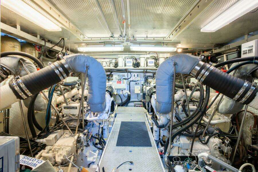 2000 Hargrave Skylounge