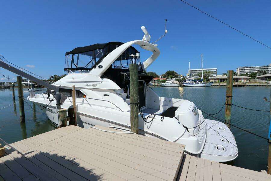 2003 Sea Ray 450 Express Bridge