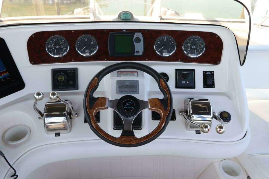 2003 Sea Ray 450 Express Bridge