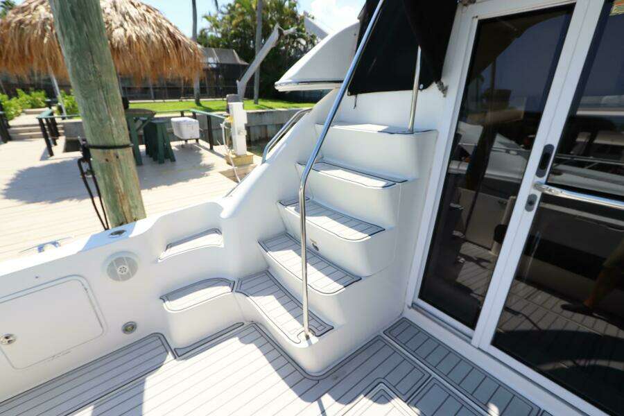 2003 Sea Ray 450 Express Bridge