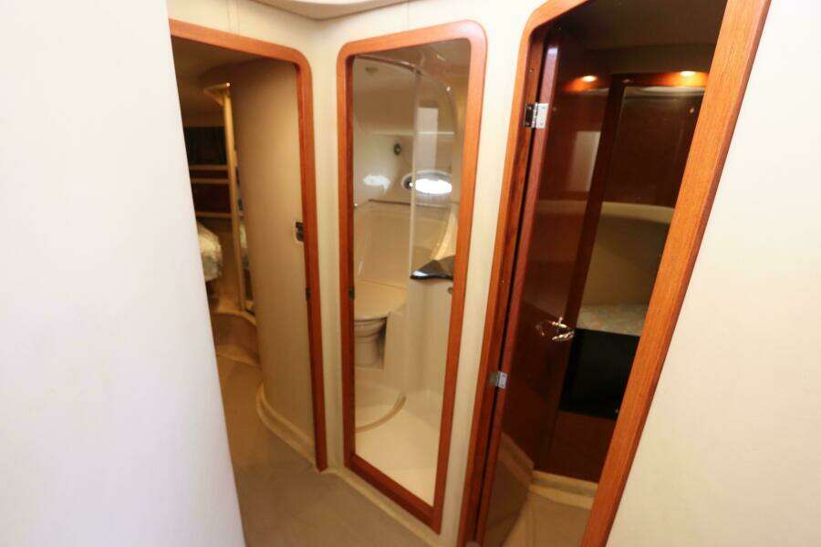 2003 Sea Ray 450 Express Bridge