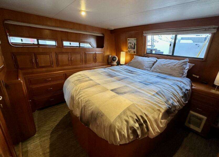 1993 Ocean Alexander 460