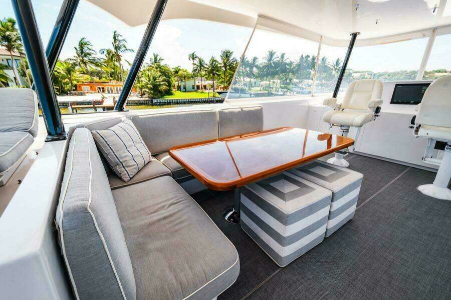 Flybridge Seating