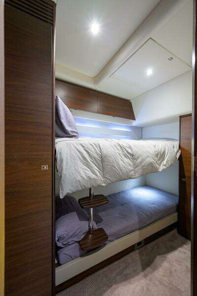 Princess F49 Chill- Guest Stateroom
