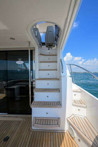 Princess F49 Chill- Cockpit