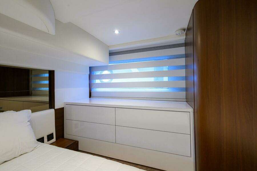 Princess F49 Chill- Master Stateroom