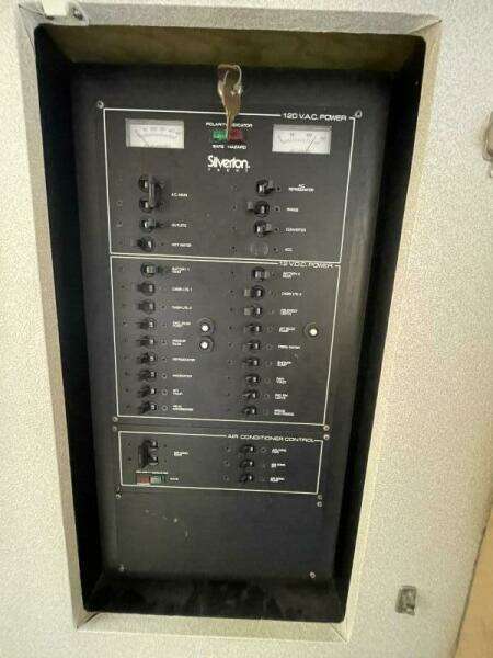 1994 Silverton 34 Motor Yacht