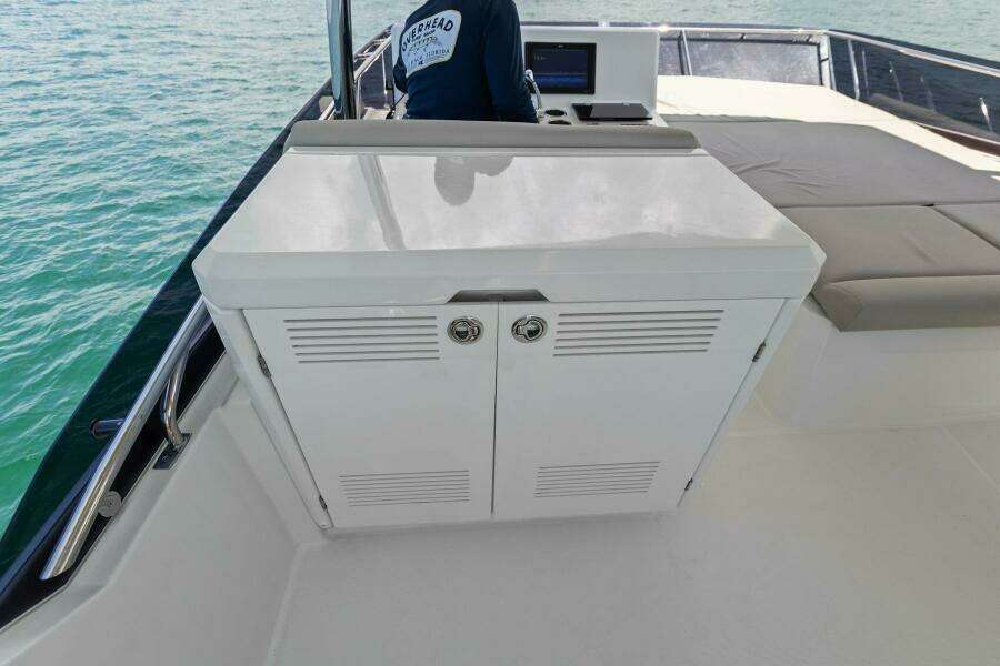 2022 59 Prestige Flybridge - How Sweet It Its - Flybridge Grill 