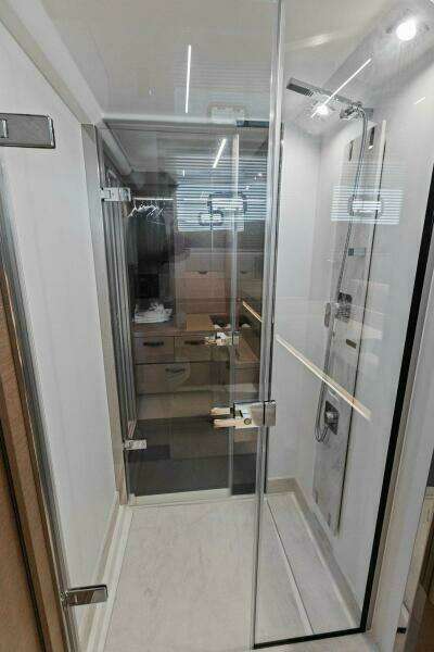 2022 59 Prestige Flybridge - How Sweet It Its - Master Head