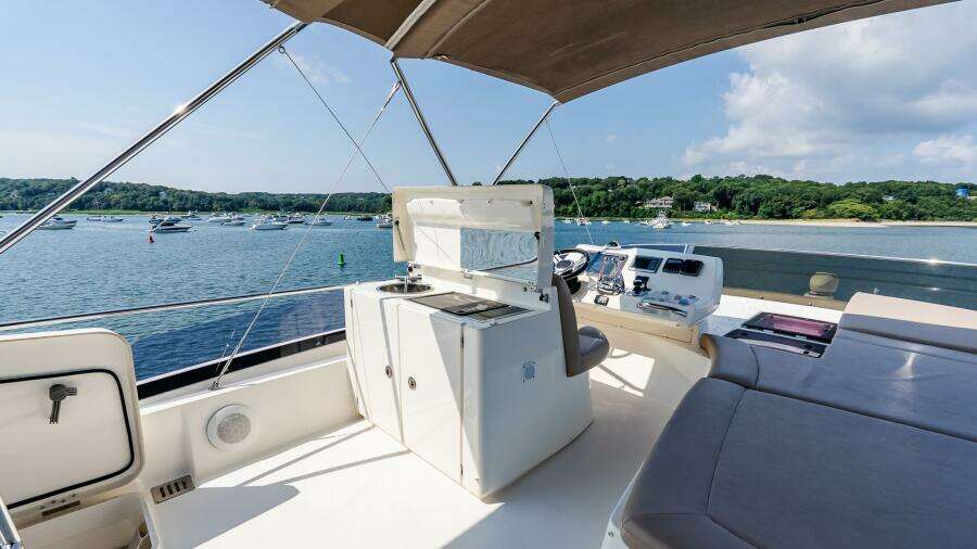 2014 Prestige 550 Flybridge
