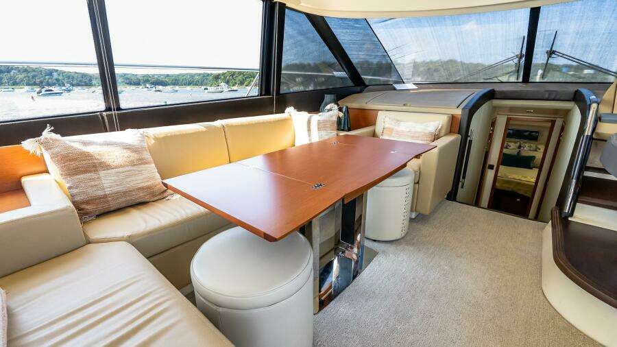 2014 Prestige 550 Flybridge