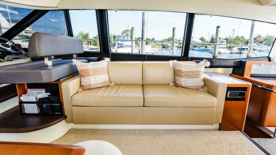 2014 Prestige 550 Flybridge