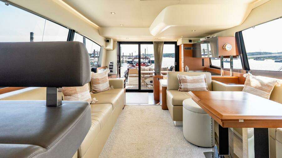 2014 Prestige 550 Flybridge