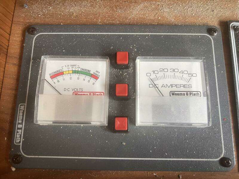 Amp Volt Meter