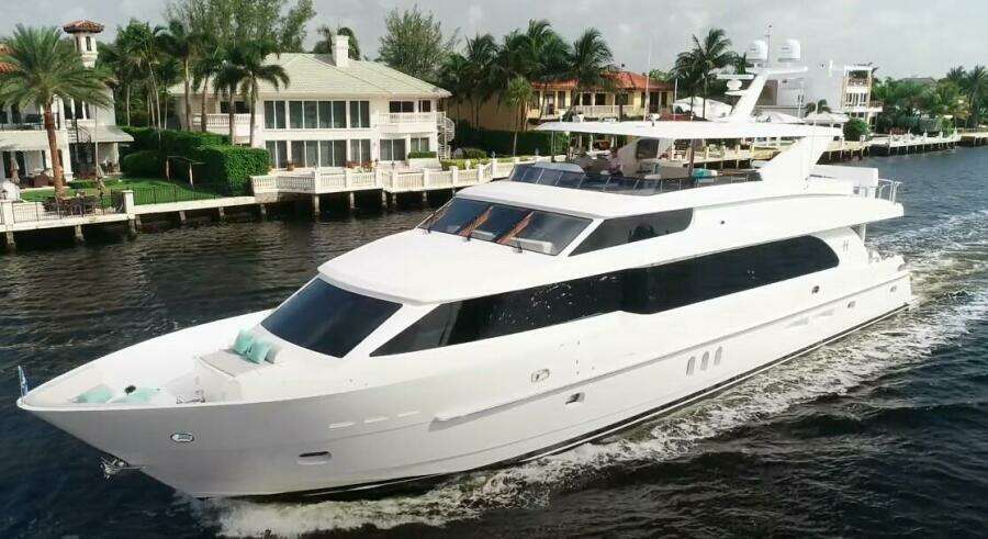 2017 Hargrave Raised Pilothouse