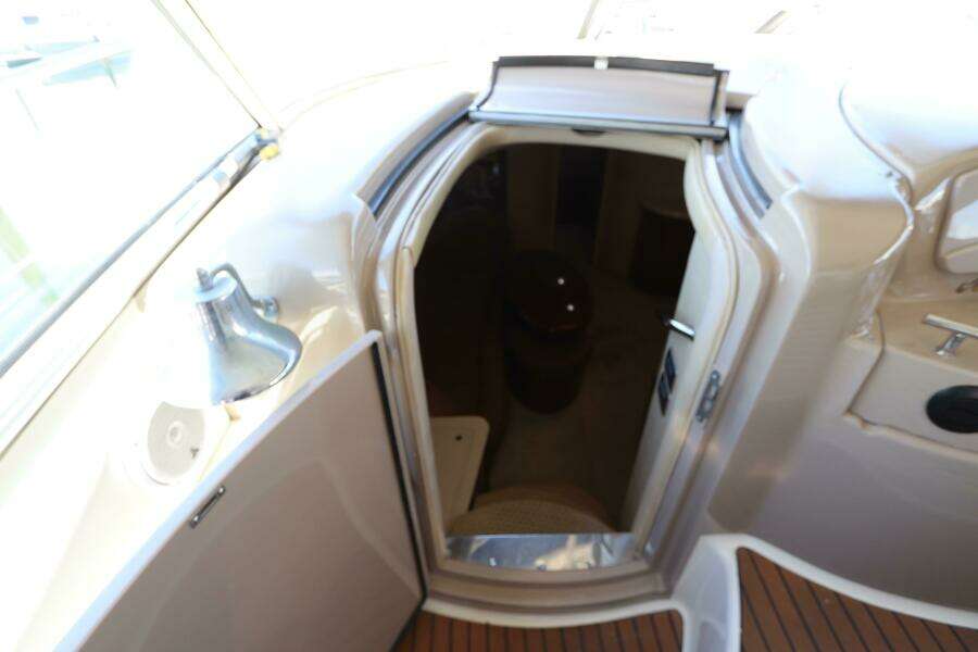 2004 Sea Ray 420 Sundancer