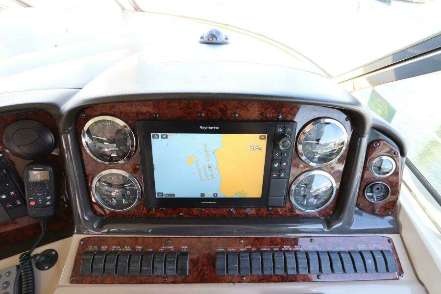 2004 Sea Ray 420 Sundancer