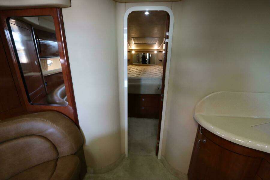 2004 Sea Ray 420 Sundancer