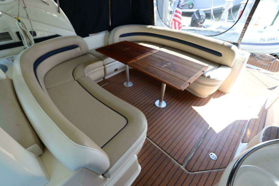 2004 Sea Ray 420 Sundancer