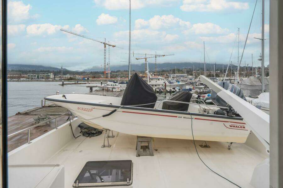 2005 President Skylounge