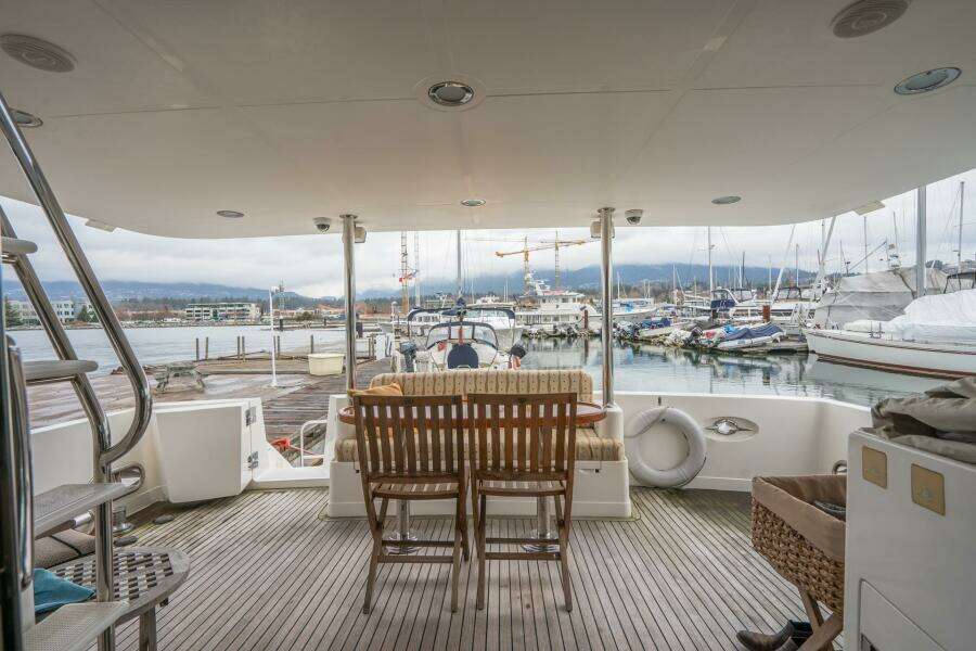 2005 President Skylounge