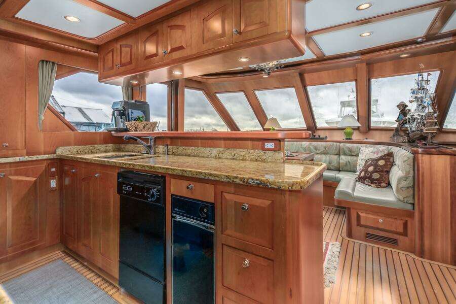 2005 President Skylounge