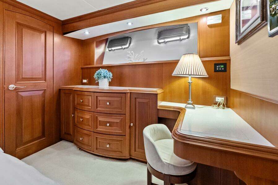 2005 Grand Banks 72 Aleutian RP