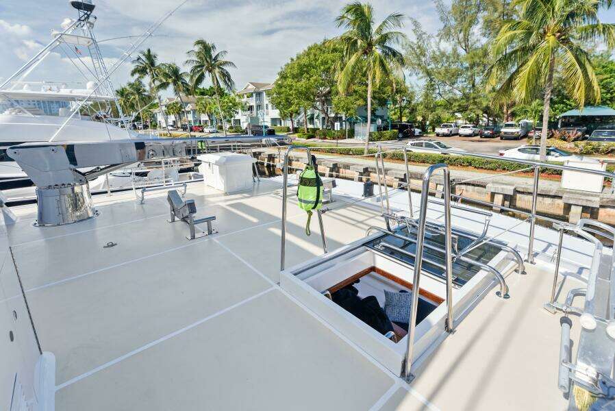 2005 Grand Banks 72 Aleutian RP