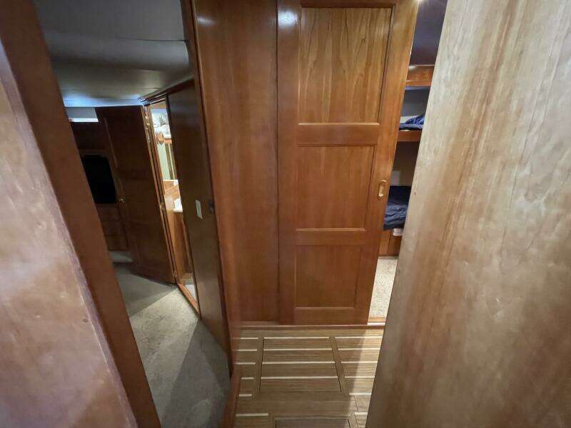 2002 Navigator 53 Classic