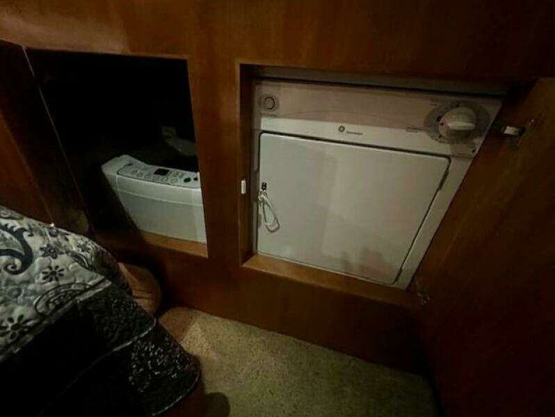 2002 Navigator 53 Classic