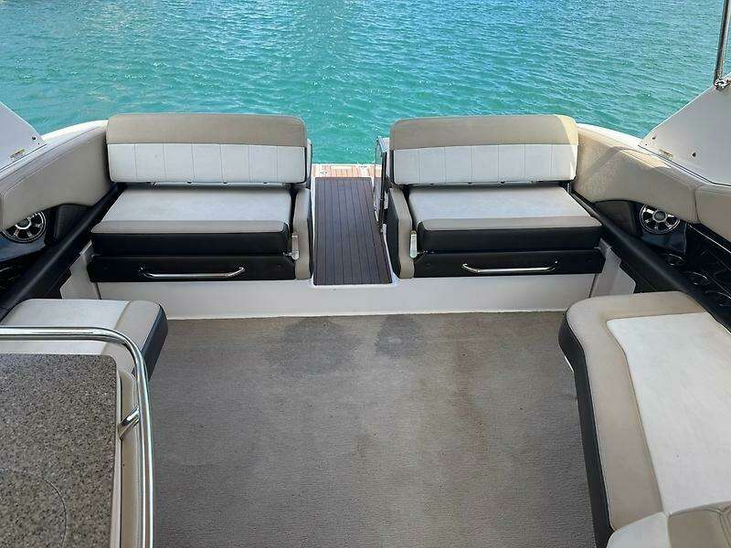 2013 Regal 3200 Bowrider