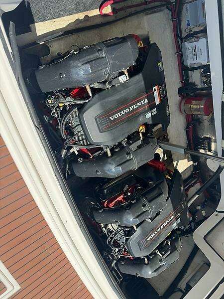 2013 Regal 3200 Bowrider