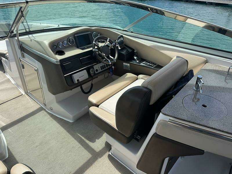 2013 Regal 3200 Bowrider