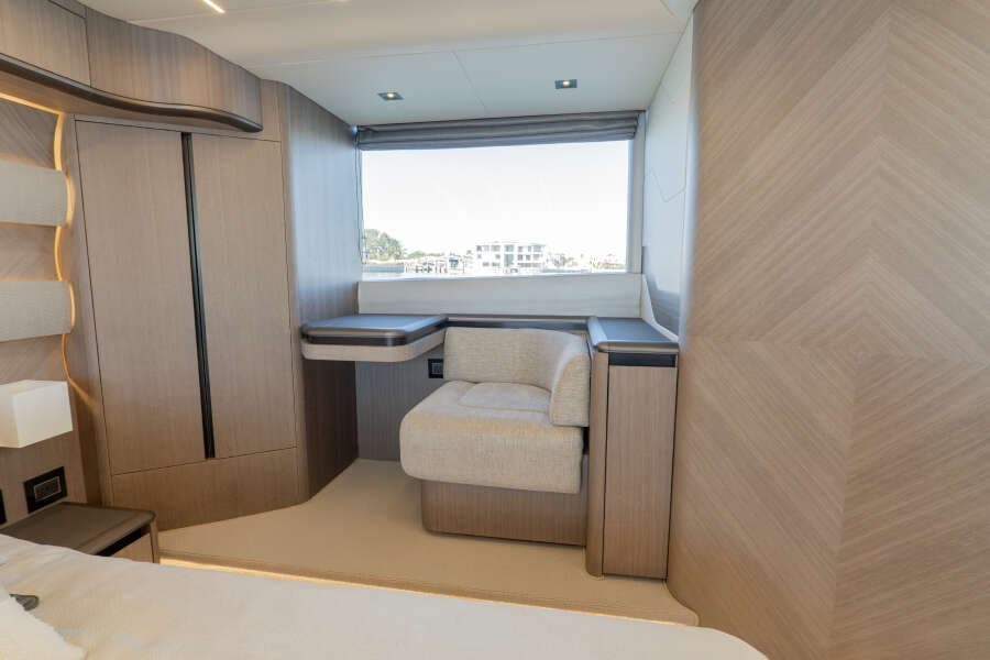 2024 Galeon 560 FLY