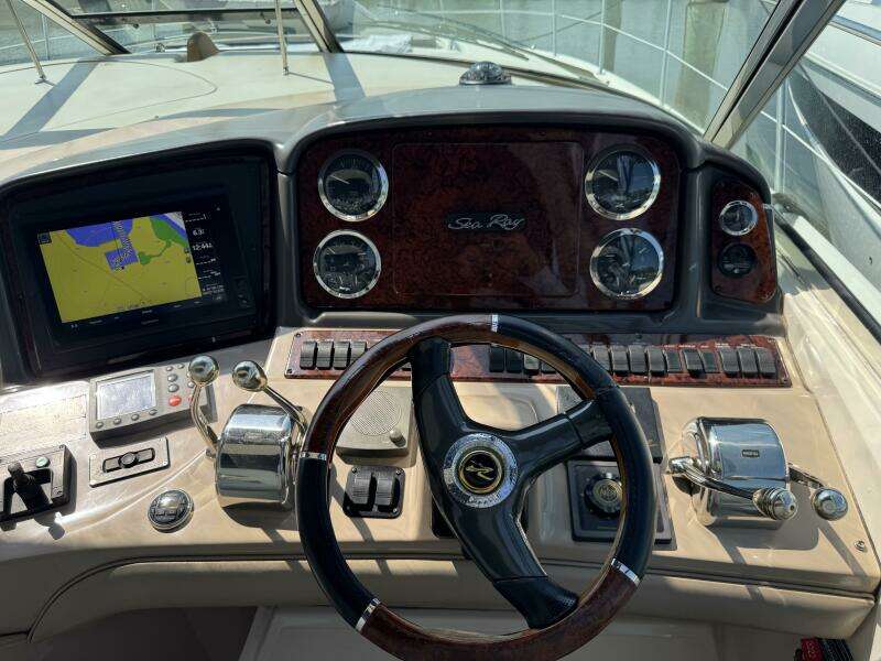 2003 Sea Ray 420 Sundancer